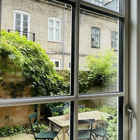 Apartmentincopenhagen 1632 *